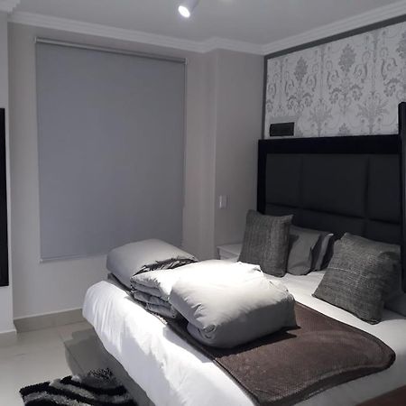 Cyro Apartments At Central Park 다반 외부 사진